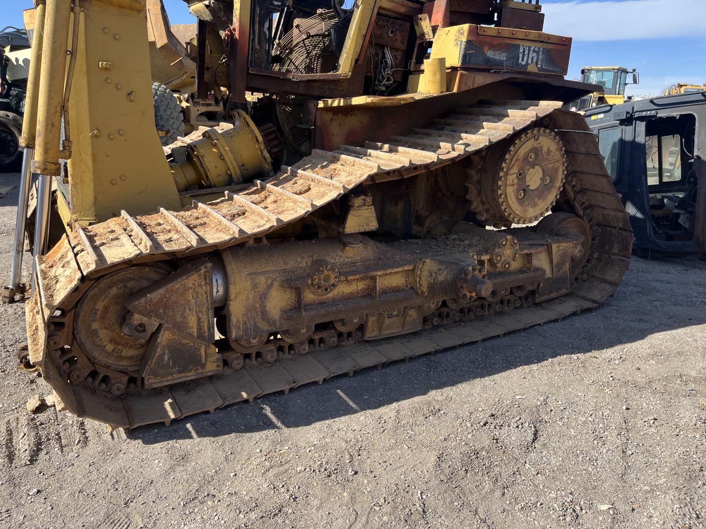 ./imagenes/INVOICE/2019/17379/TAPADOR FRONTAL CATERPILLAR D6HLGP (20).JPG